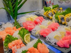 -云端西餐厅(南宁龙光那莲豪华精选酒店)