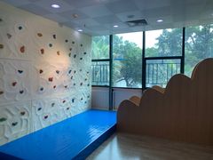 -星空布洛早教·托育(滨江店)