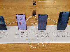-Apple零售店(华贸购物中心店)