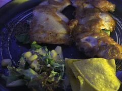 -樱花里音乐餐吧·牛扒椰子鸡(东圃店)