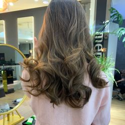 -意廊 Hair Salon