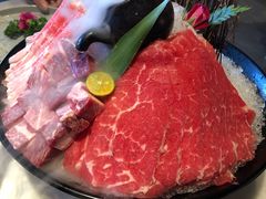 牛肉三重奏-煲宫猪肚鸡(晶品店)