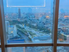 -怡豪大饭店·49楼旋转自助餐厅