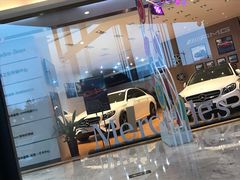 -星巴克臻选(盐城金鹰聚龙湖店)