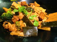 -拿渡麻辣香锅(银泰创意城店)