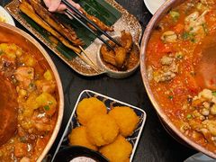 Golden虾饼-浩海火燒雲傣家菜(芮欧百货店)