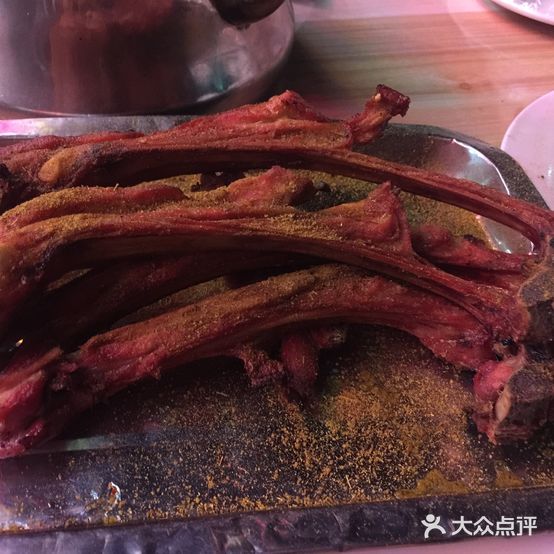 原六队尔利馕坑肉王(建宇·盛府丽苑店)