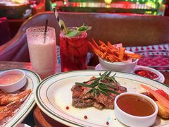 -Famous肥猫墨西哥音乐餐吧(五棵松华熙LIVE店)