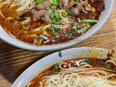 -丁丁猫重庆小面(徐州路店)
