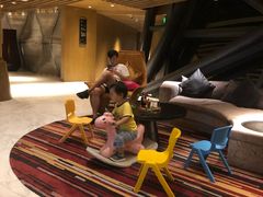 -上海滴水湖皇冠假日酒店