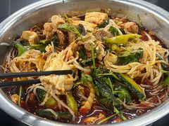 -周良天山牛杂城(天山路总店)