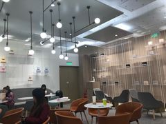 大堂-奈雪的茶(市百一店)