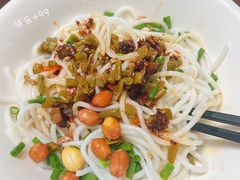 -李氏紫竹林卤粉(火车站店)