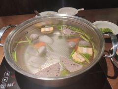 特色锅底-牛焱·贵州黄牛肉火锅(城西银泰店)