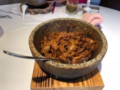 石锅野生菌-西郊5号·Maggie 5