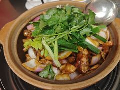 -胡须佬鸡煲四季火锅店(石厦西村直营店)