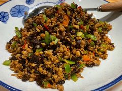 云南酸菜炒肉沫-滇香肴·云南菜蒸汽石锅鱼(云南北路店)