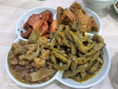-晓宇盒饭(民安街店)