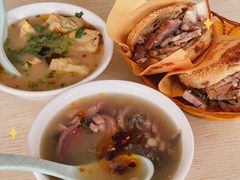 -洪峰浩老北京烧饼夹肉(角门路店)