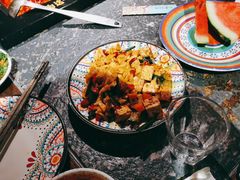 -老牌坊云南鱼豆花火锅(哈西万达店)