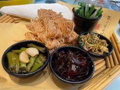 -丁里羊肉小镇(天鹅湖总店)
