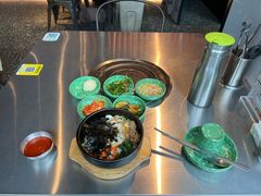 -欧巴炭烤肉오빠숯불구이(南京东路店)
