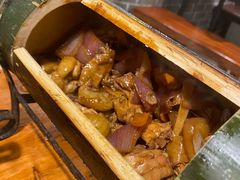 竹筒鸡-老街坊餐吧
