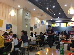 大堂-螺小胖柳州螺蛳粉(钟楼总店)