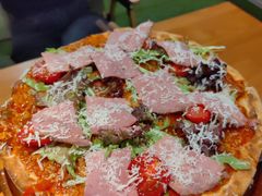-Dragon Pizza•圆脸龙披萨·牛排餐厅