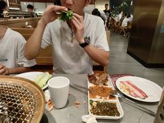 -山焱·炭火自助烤肉(周浦万达店)