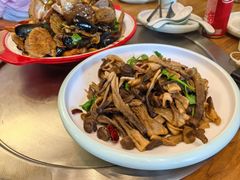 -锅老头铁锅炖•大锅蒸汽海鲜(韩乐坊店)