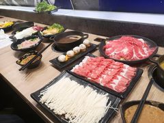 -呷哺呷哺(新世界百货望京店)