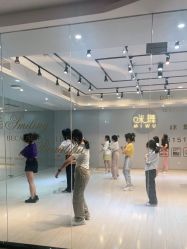 -MiWu咪舞舞蹈塑形中心