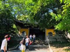 -灵岩山风景区