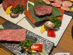 -炼火烤肉店
