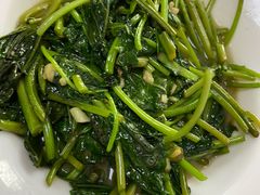 -独一佳老胡湘菜馆(矿山路店)