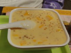 -满记甜品(巴黎春天宝山店)