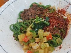 -秦君宝手擀菠菜面(金花路店)