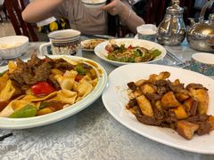 -汗腾格里·风味餐厅(新疆驻京办店)