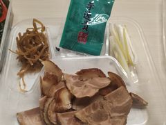 -李连贵熏肉大饼(金隅嘉品Mall店)