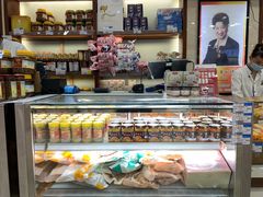 面包甜点陈列柜-邵万生食品公司(南京东路店)