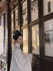 -一揽芳华汉服旗袍体验馆(拙政园店)