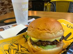 -UMAMI乌玛米披萨·汉堡·清真Halal(红岭北店)