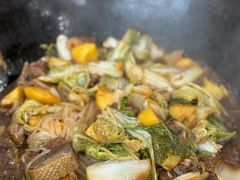 -粘豆包柴火铁锅炖