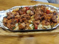 -老东镇啤酒屋海鲜加工·蒸汽海鲜·海鲜烧烤(台东店)