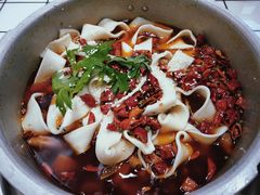 -晓彭肥肠鸡·泡椒鸡火锅(水木天地店)