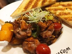 黑椒蘑菇鸡肉意面-遇见西木美式餐厅(体育路店)