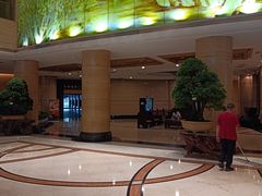 -华雅花园大酒店