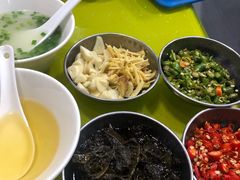 油碟-颜氏双江清水鱼一养身火锅(磁器口店)