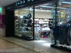 -ZARA(世贸天阶店)